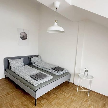 Cozy & New With Balcony View Apartment Vienna Exterior photo